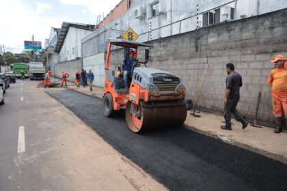 Recuperação asfáltica de trecho no bairro Chapada