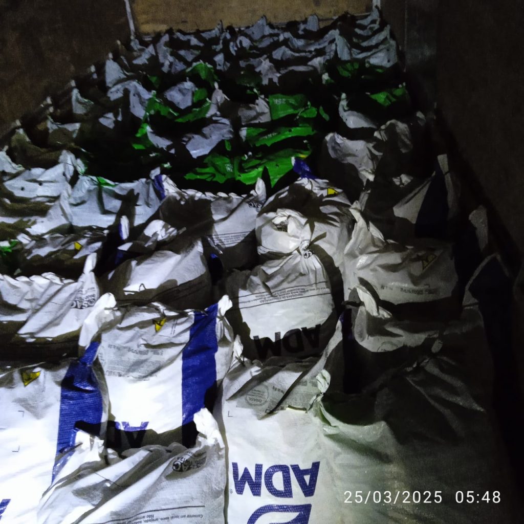 Mosca-da-carambola: Adaf apreende mais de uma tonelada de pimenta-de-cheiro em barreira de vigilância