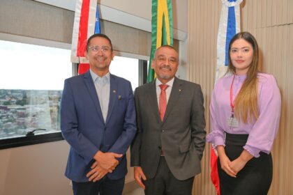 Deputado Daniel Almeida e presidente do TJAM discutem ações de cidadania e acolhimento digno
