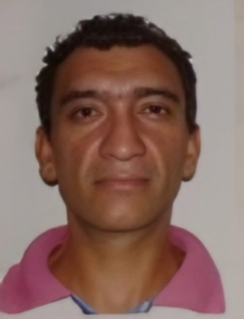 IML busca por familiares de homem vítima de arma branca em Manaus