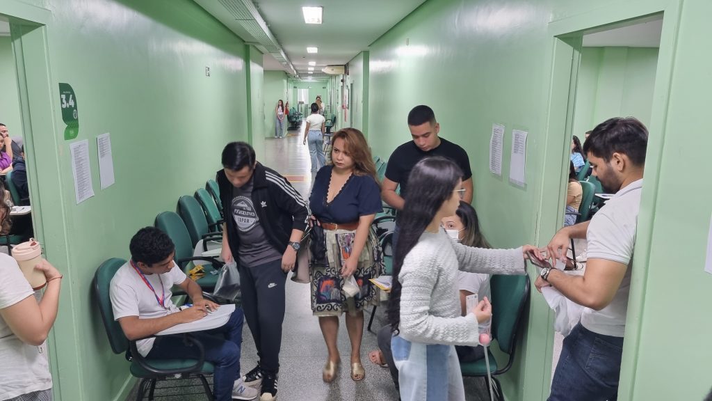 PGE-AM realiza exame de Residência Jurídica com mais de 800 inscritos