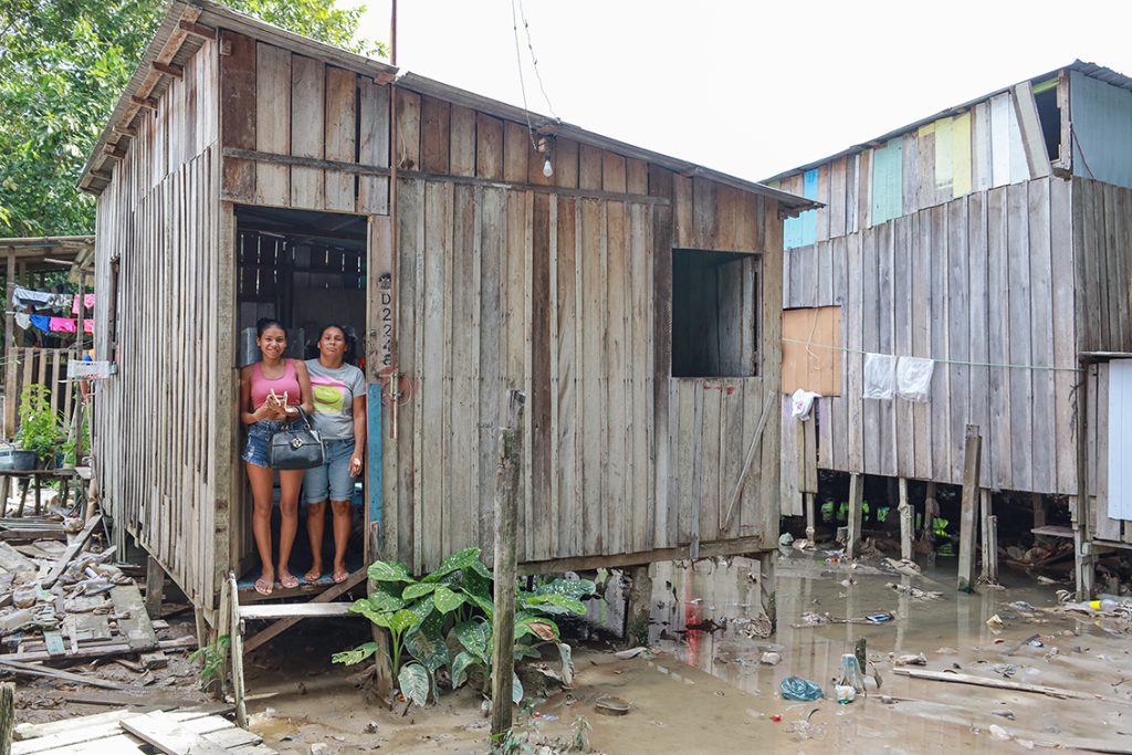 Governo do Estado realiza ações emergenciais na Comunidade da Sharp, para reduzir impactos das chuvas