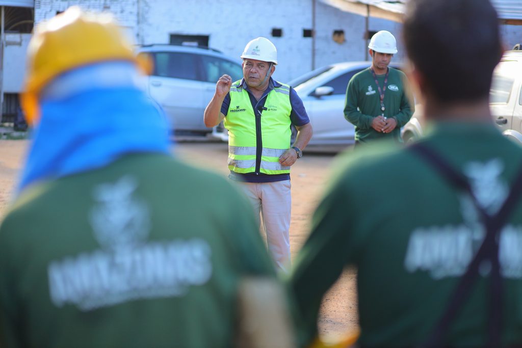 Campanha Abril Verde reforça conscientização sobre segurança nas obras do Prosamin+ e Prosai Parintins