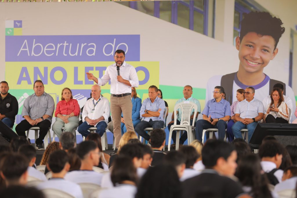 Governador Wilson Lima anuncia pagamento da terceira parcela do Fundef em abril