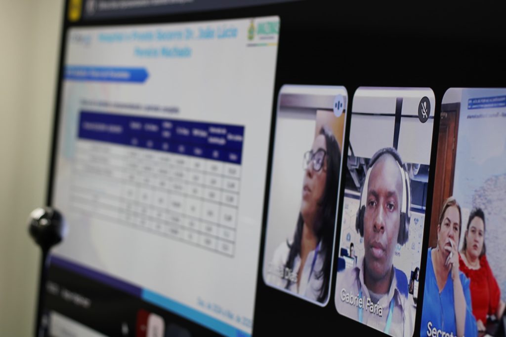 SES-AM avalia primeiros resultados de projeto de Governança Clínica, que monitora a gestão de leitos em unidades de saúde