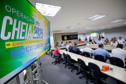 Operação Cheia 2025: Governador Wilson Lima anuncia envio de ajuda humanitária para municípios da calha do rio Madeira