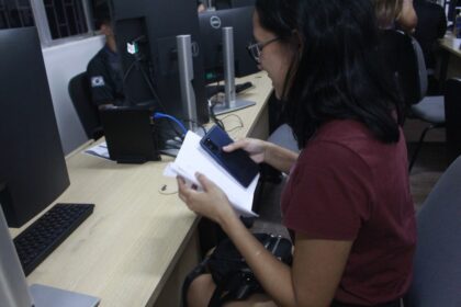 RecuperaFone: SSP-AM aguarda donos de 472 aparelhos celulares prontos para serem restituídos