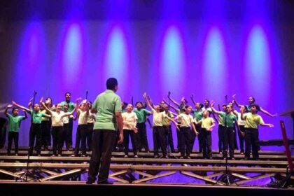 Coral Infantil do Liceu integra apresentação de ‘La Bohème’ no Teatro Amazonas
