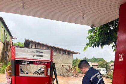 Procon-AM autua e interdita posto de combustível em Beruri após identificar irregularidades no teste volumétrico