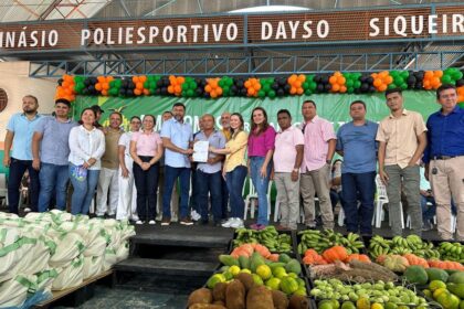 Rio Preto da Eva: Governo do Amazonas fortalece setor primário com regionalização da merenda escolar e crédito a feirantes