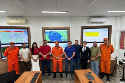 Festival de Parintins 2025: Corpo de Bombeiros alinha estratégias de segurança do espetáculo com representantes dos bumbás