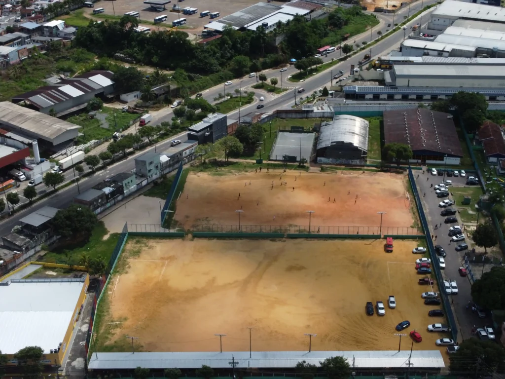 Em café em homenagem às mães, no bairro Compensa, governador Wilson Lima anuncia reforma de espaços de esporte e lazer