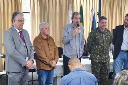 Projetos da UEA são homenageados pela Delegacia da Receita Federal em Varginha (MG)
