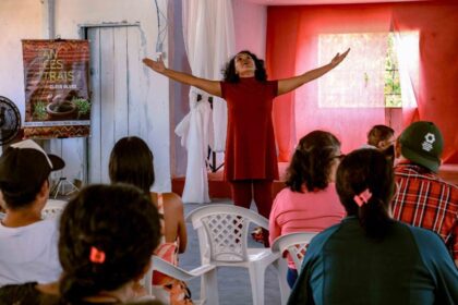 Espetáculo Ancestrais encerra temporada com apresentações gratuitas no Teatro da Instalação