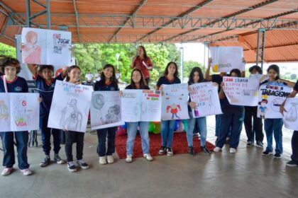 SES-AM reforça combate ao tabagismo em ação educativa na Vila Olímpica