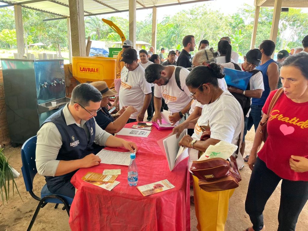 Adaf leva serviços a produtores em ação itinerante no Paraná da Eva