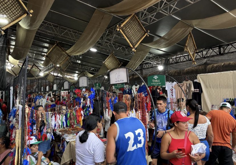Festival de Parintins 2025: Mais de 80 mil pessoas já visitaram a Feira de Artesanato Indígena da Fepiam