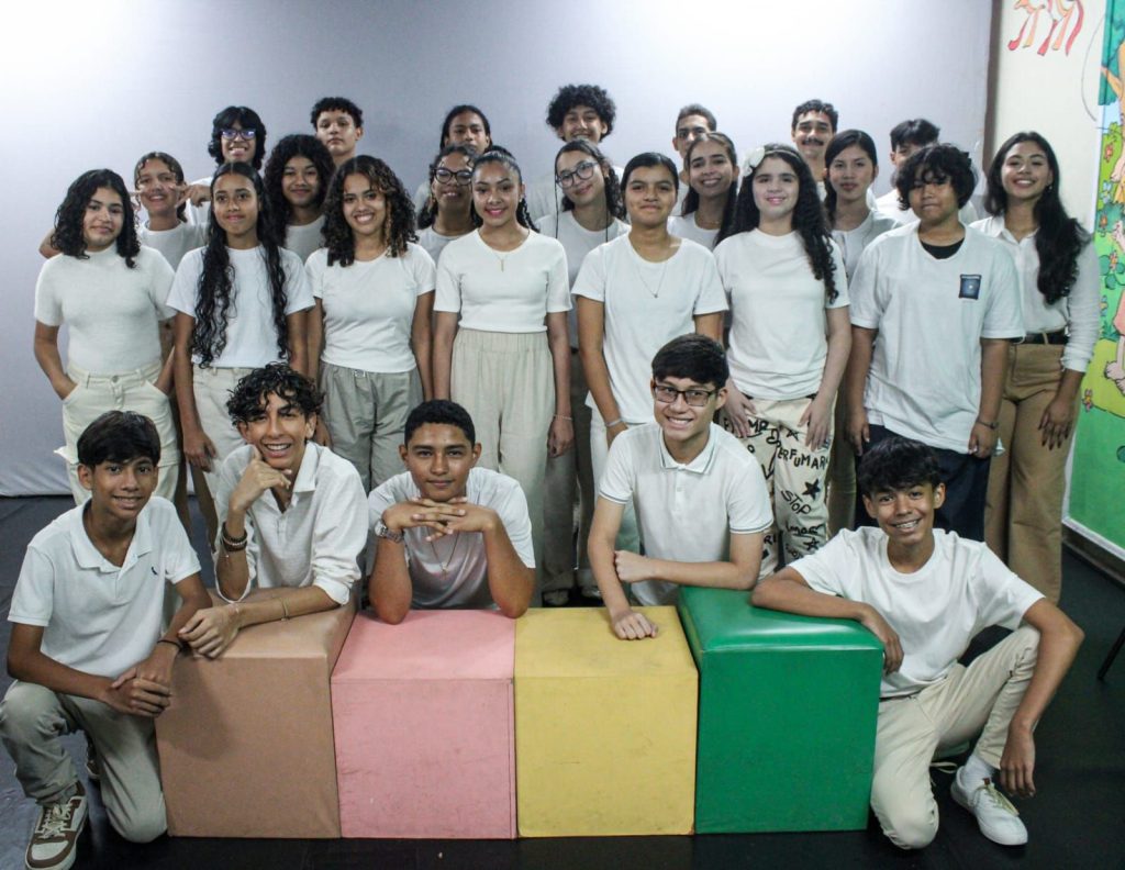 Coral infantojuvenil do Liceu Santoro faz apresentação especial no Dia dos Namorados