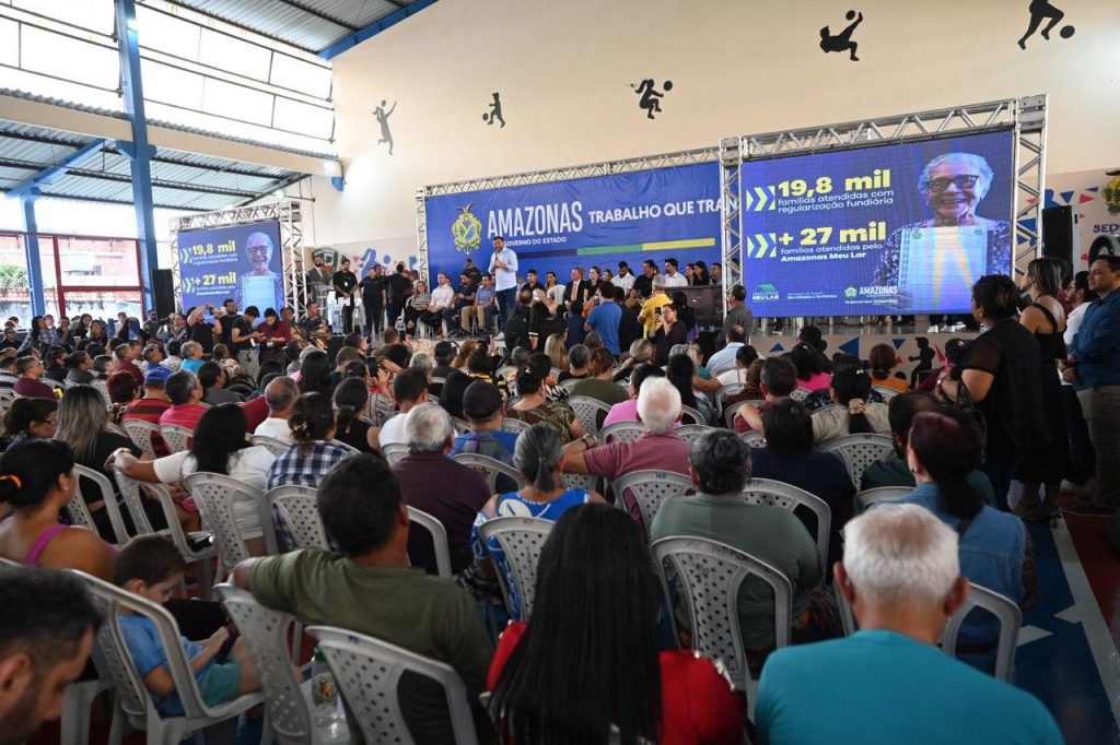Governador Wilson Lima entrega mil títulos no Vale do Sinai e ultrapassa 19 mil famílias com imóveis regularizados no Amazonas
