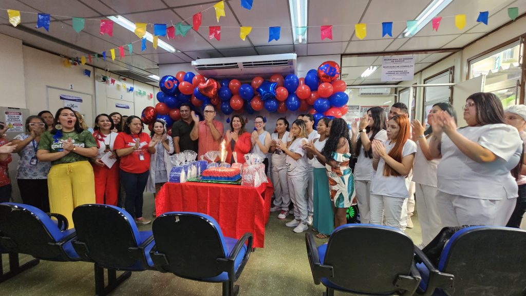 Hemoam comemora Dia Mundial do Doador de Sangue com homenagens a doadores