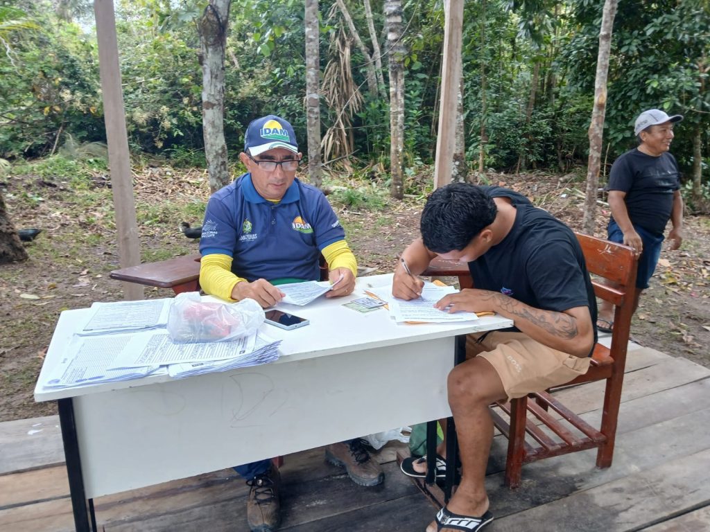 Idam promove a regularização de 50 agricultores familiares indígenas em Nova Olinda do Norte