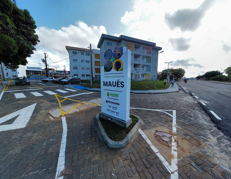 “Representa uma mudança de vida”, diz ex-moradora da Sharp ao receber apartamento no Residencial Maués
