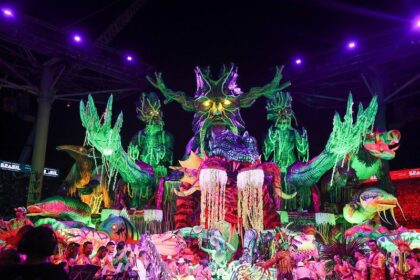 Festival Parintins 2025: Boi Garantido abre a primeira noite resgatando as raízes culturais da Amazônia no Bumbódromo