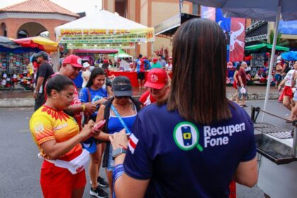 Festival de Parintins 2025: Programa RecuperaFone orienta população a guardar número de IMEI do celular