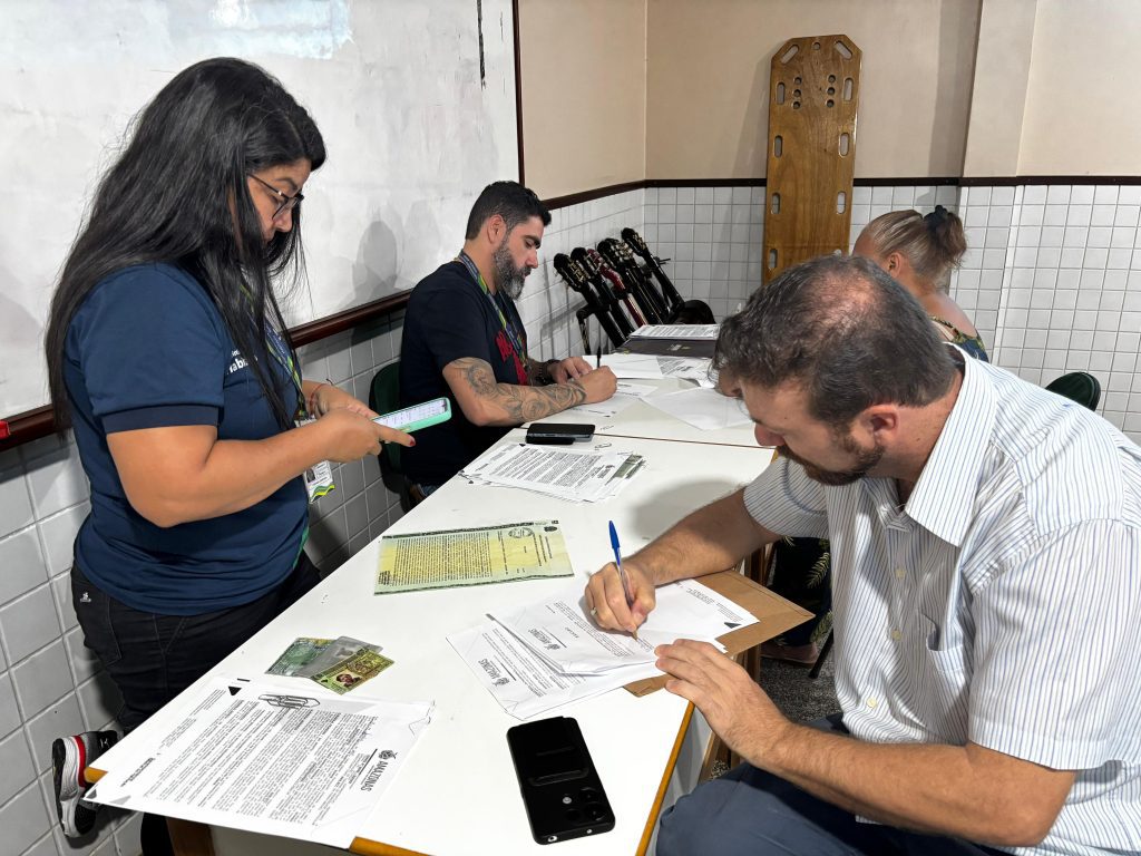 Governo do Amazonas realiza pagamento de indenizações às famílias em Humaitá