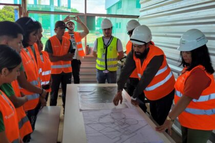 UGPE leva estudantes para conhecer canteiro de obras do Prosai Parintins