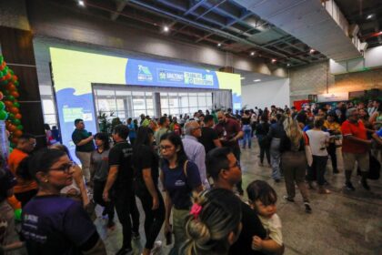 Beneficiários do 2° Feirão Amazonas Meu Lar comemoram a conquista da casa própria
