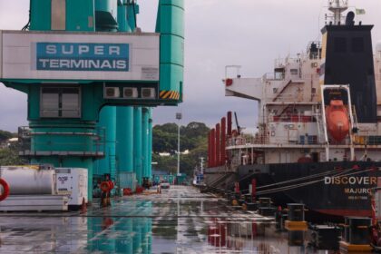 Governador Wilson Lima firma parceria para construção de primeira usina a gás natural do Norte do Brasil para operações portuárias