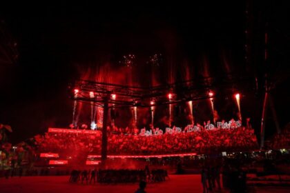 Realizado pelo Governo do Amazonas, Festival de Parintins 2025 registra recorde de público, com mais de 120 mil visitantes