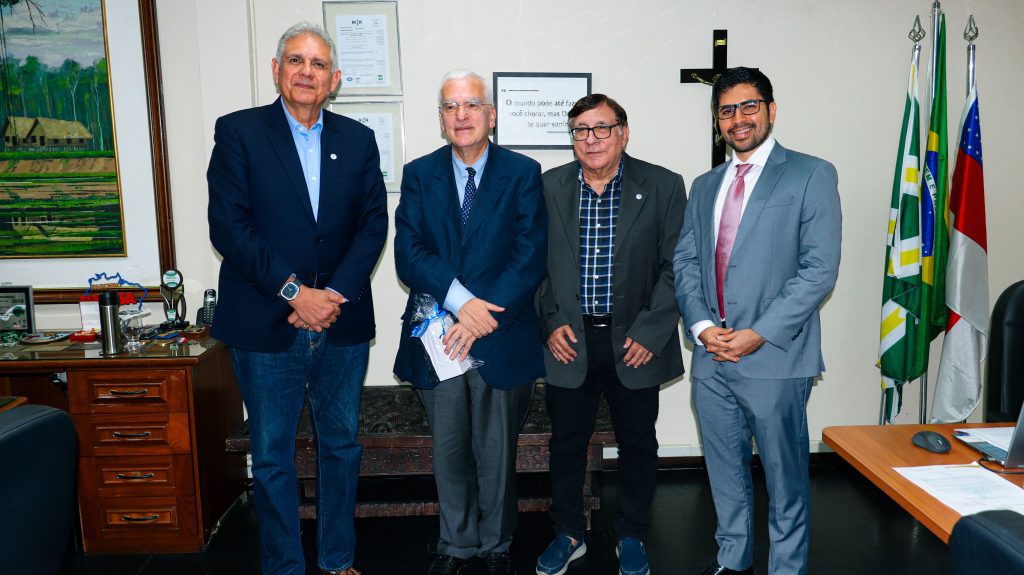 Ciama recebe embaixador do Chipre e trata de investimento e cooperação técnica bilateral