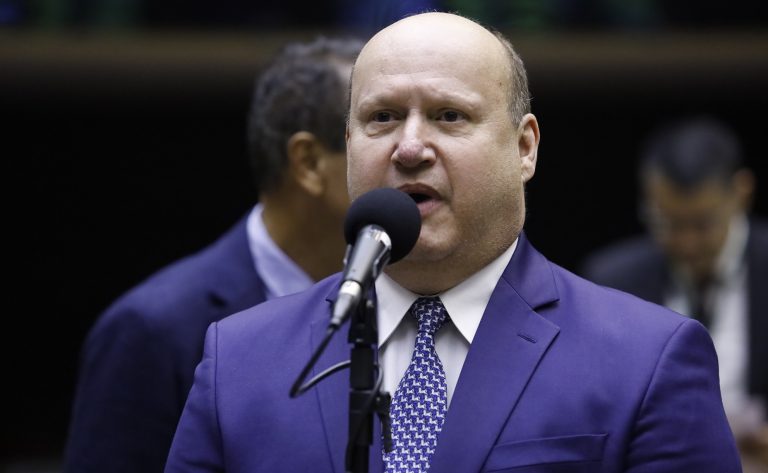 Comissão aprova criação no SUS de política de atenção aos distúrbios do sono