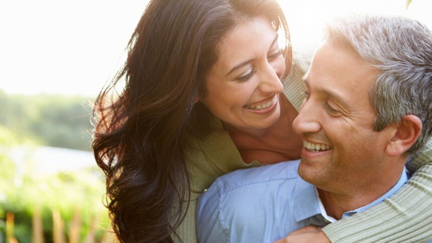 De Mãos Dadas com o Coração: O Que é Amar em 2025?