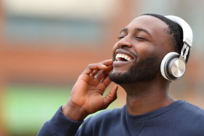 A Música como Refúgio: Quando a Adoração Restaura a Alma
