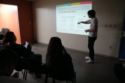 Oficina de Empreendedorismo Criativo estimula alunos do Liceu a desenvolverem ideias e negócios sustentáveis