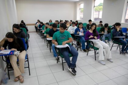 UEA inicia aplicação das provas do SIS e Vestibular 2025, em todo o Amazonas, neste domingo (26/10)