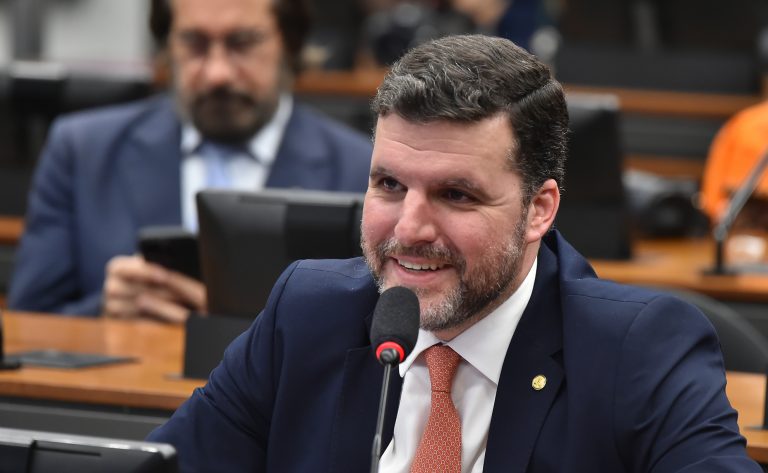 Comissão aprova projeto que prevê aviso do GPS sobre locais com alta criminalidade