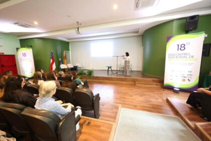 Evento apoiado pelo Governo do Amazonas aborda toxinas produzidas por fungos em alimentos