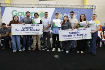 Durante a 27ª edição do Governo Presente, governador Wilson Lima entrega certificados do Subsídio Entrada do Meu Lar