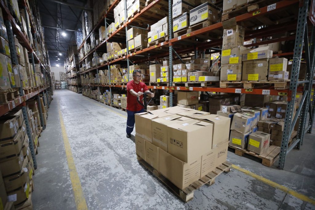 Cema alcança o maior nível de abastecimento de todos os tempos e entrega de medicamentos de alto custo sobe 128,8%