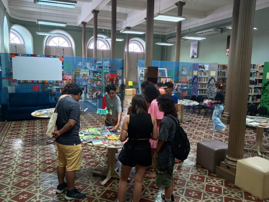 Biblioteca Pública do Amazonas promove a última edição da Troca de Livros e Gibis do ano, neste domingo