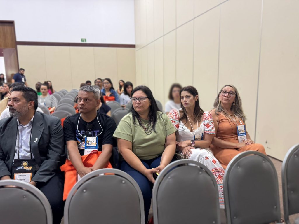 Amazonas: Pesquisadores da FVS-RCP apresentam avanços em vigilância em saúde no MedTrop 2025