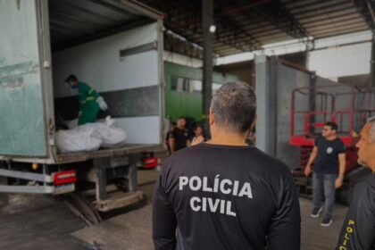 Polícia Civil do Amazonas incinera quatro toneladas de entorpecentes apreendidos ao longo deste ano