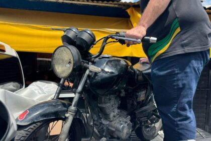 Operação RecuperaFone fiscaliza nove lojas e assistências técnicas no bairro Manoa