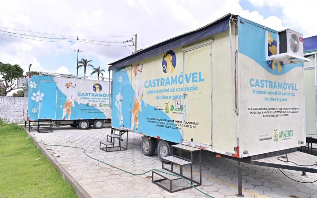 Pela primeira vez, Carauari recebe Castramóvel para castração e vacinação de animais