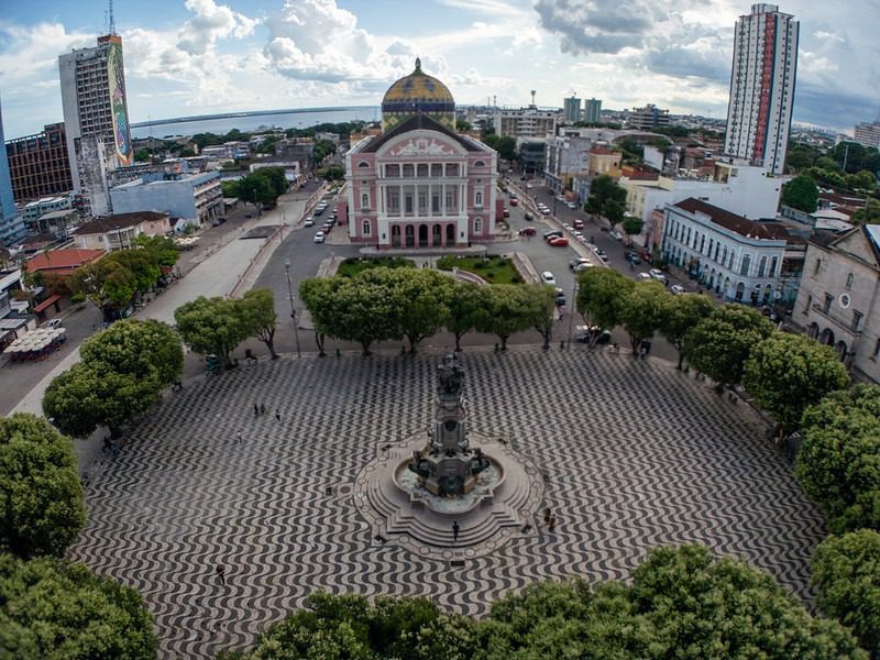 ‘Natal da Vila Caminho’ reúne música, teatro e dança em grande celebração natalina no Teatro Amazonas