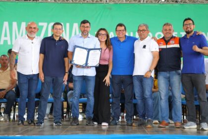Governador Wilson Lima assina ordem de serviço para construção do Conjunto Amazonas Ecolar, em Iranduba